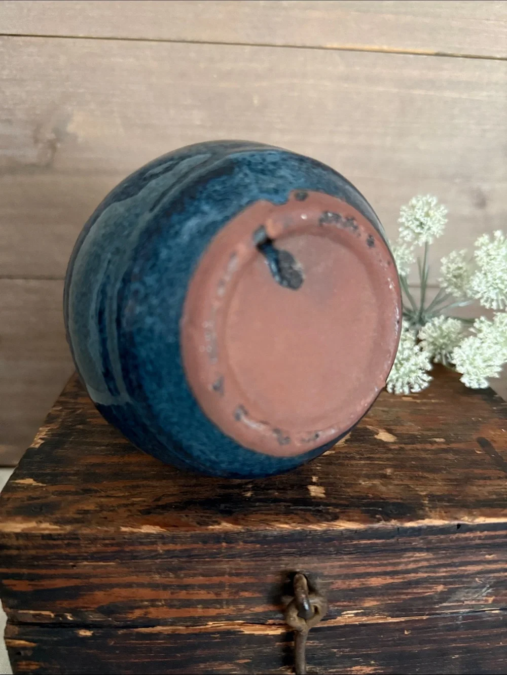 Vintage Artisan Hand-Thrown Studio Pottery Blue Glazed Ceramic Vase / Crock Pot - Picture 4 of 6